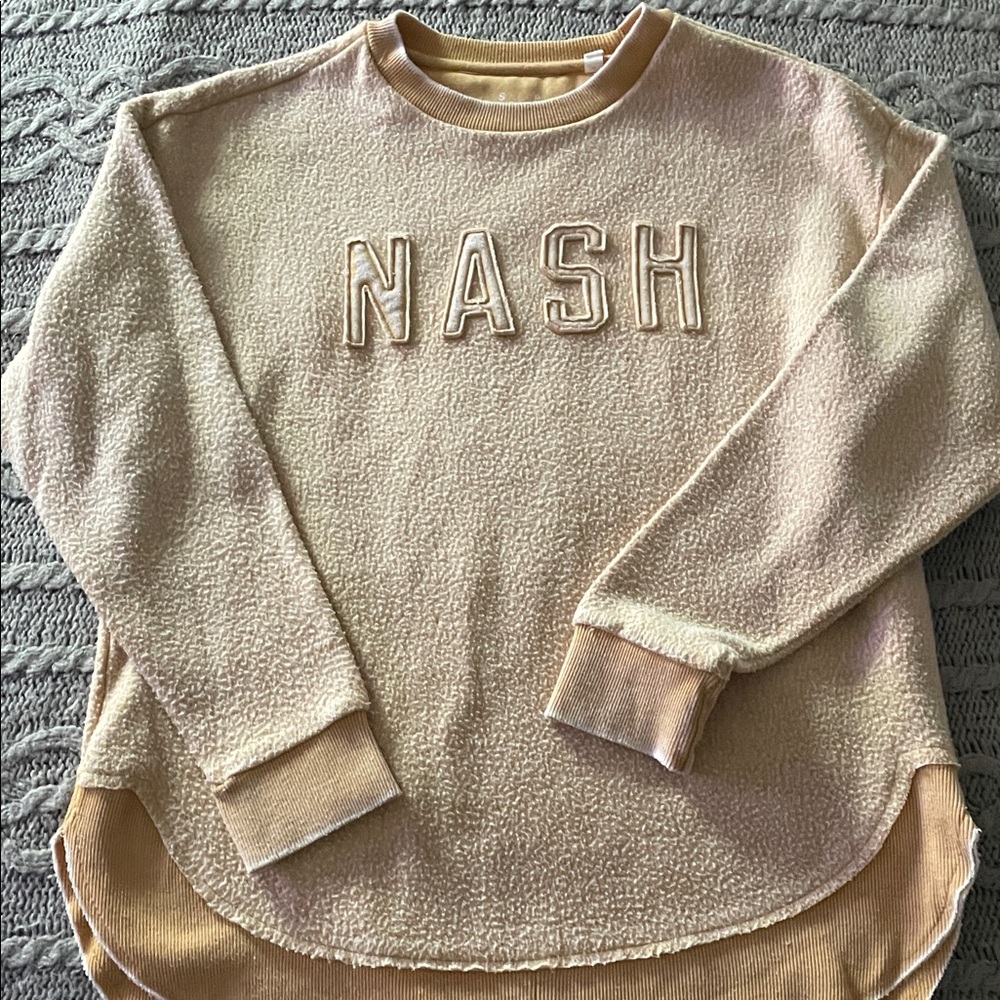 Soft and cozy casual oversized sweatshirt